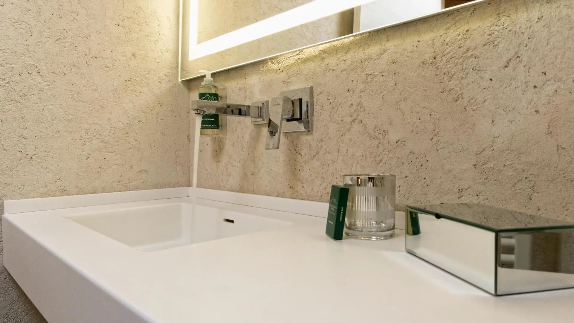 Guest house Domus Mea Suites Costermano Italy