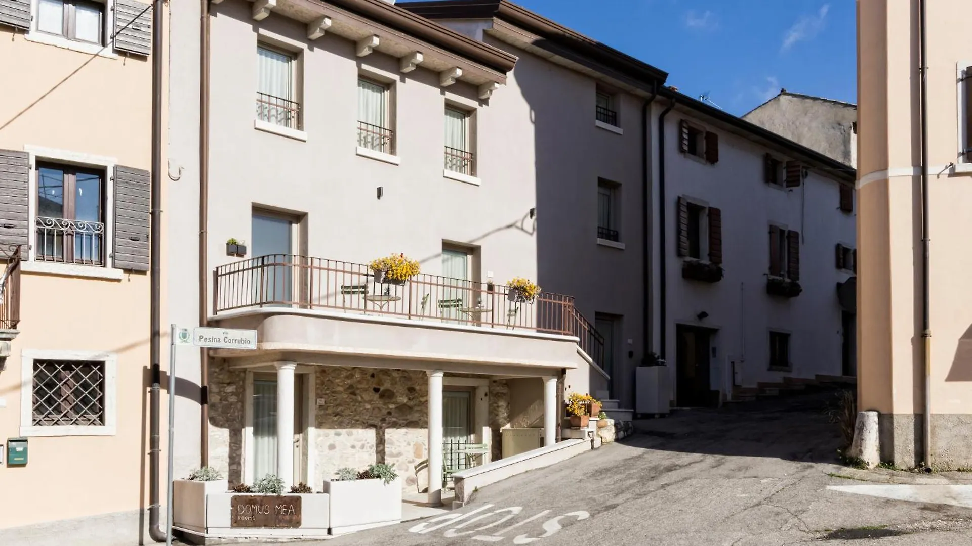 Domus Mea Suites Costermano 0*,  Italy