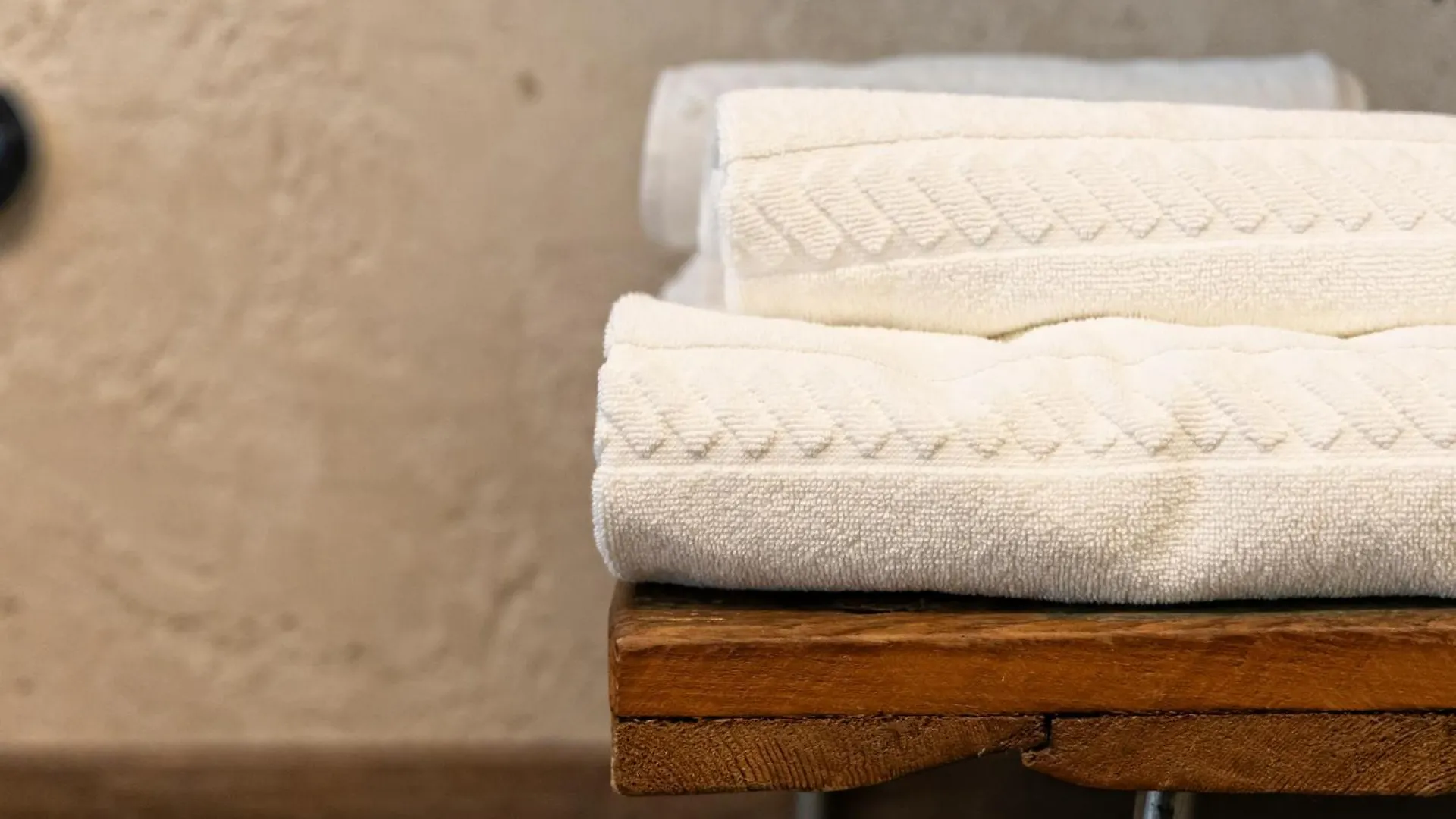 Domus Mea Suites Costermano Guest house