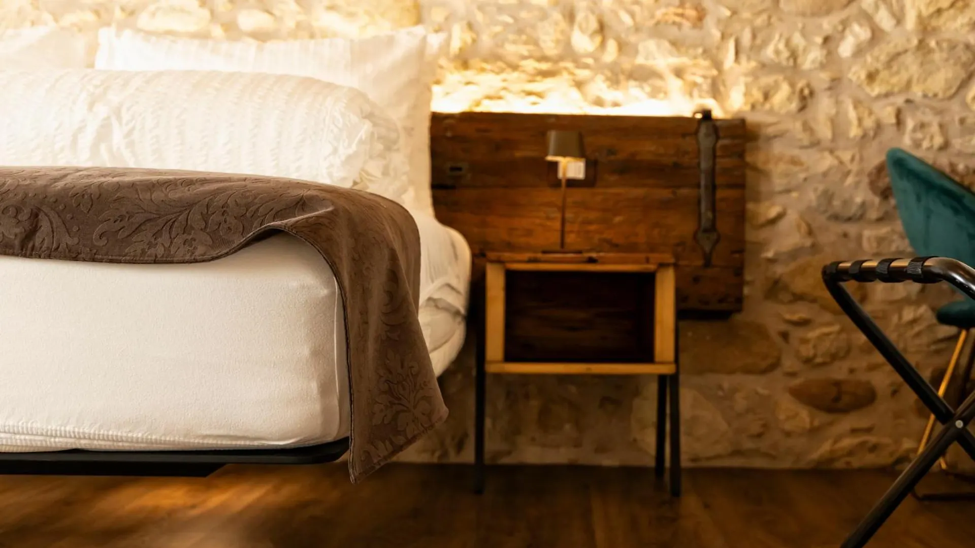 Domus Mea Suites Costermano Italy
